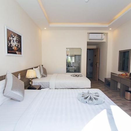 Green Bay Hotel Ha Long Bagian luar foto